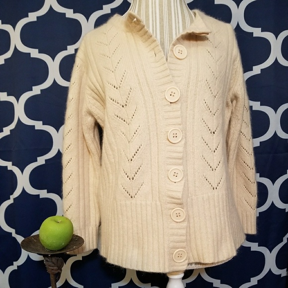 Dress Barn Sweaters - 🌻🌺🌻DRESS BARN SOFT WOOL/RABBIT HAIR CARDIGAN!!
